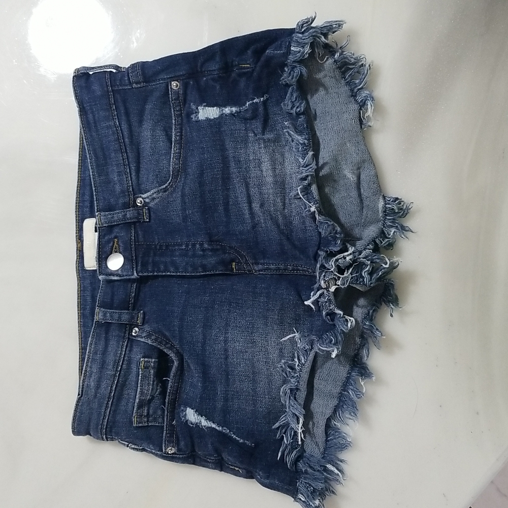 H&M Distressed Shorts Size 2